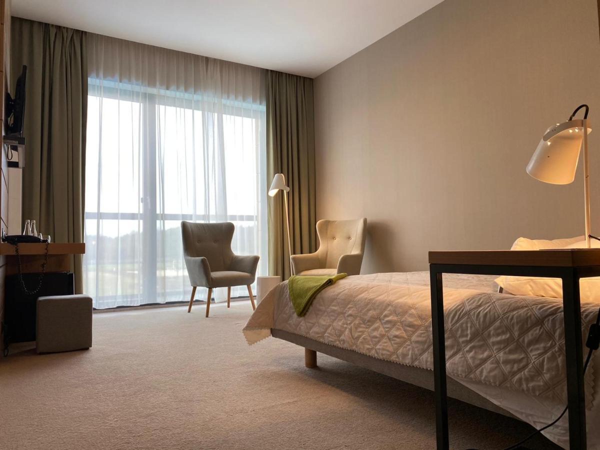 Hotel Bonifacio Spa&Sport Resort Sochocin Ngoại thất bức ảnh
