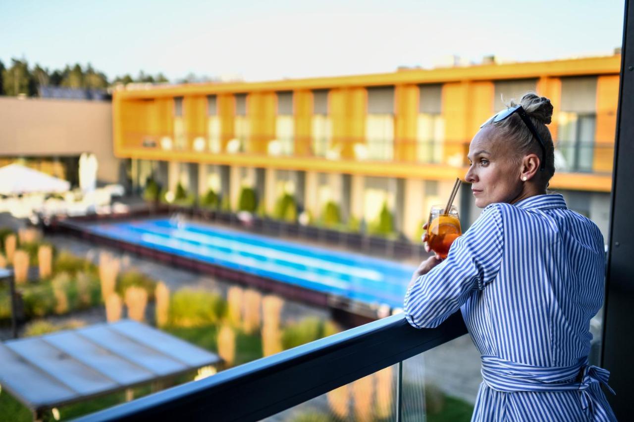 Hotel Bonifacio Spa&Sport Resort Sochocin Ngoại thất bức ảnh