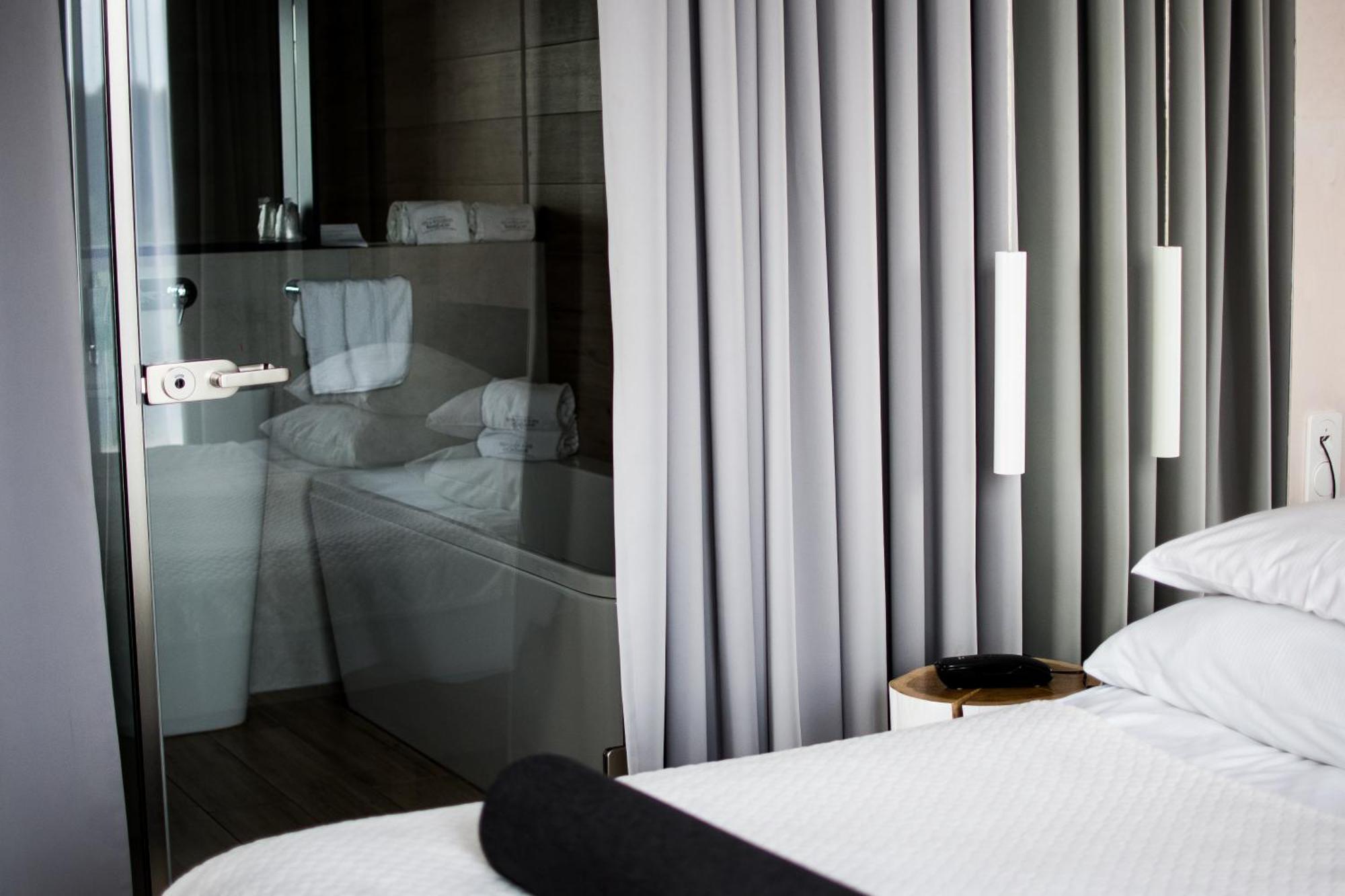 Hotel Bonifacio Spa&Sport Resort Sochocin Ngoại thất bức ảnh
