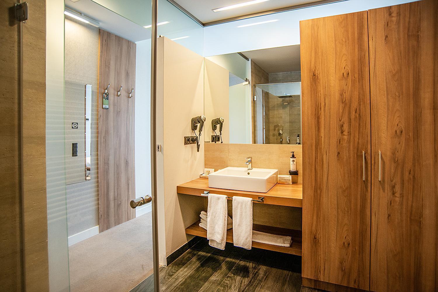 Hotel Bonifacio Spa&Sport Resort Sochocin Ngoại thất bức ảnh